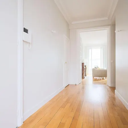 Magnifiques Avenue Des Champs-elysees Apartment Paris